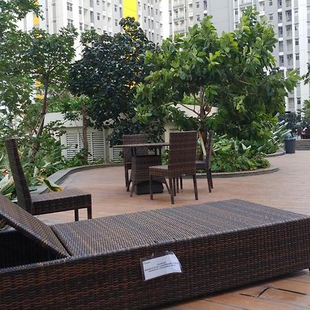 בקאסי Modern And Comfortable Studio Apartment Springlake Summarecon Near Summarecon By Travelio מראה חיצוני תמונה